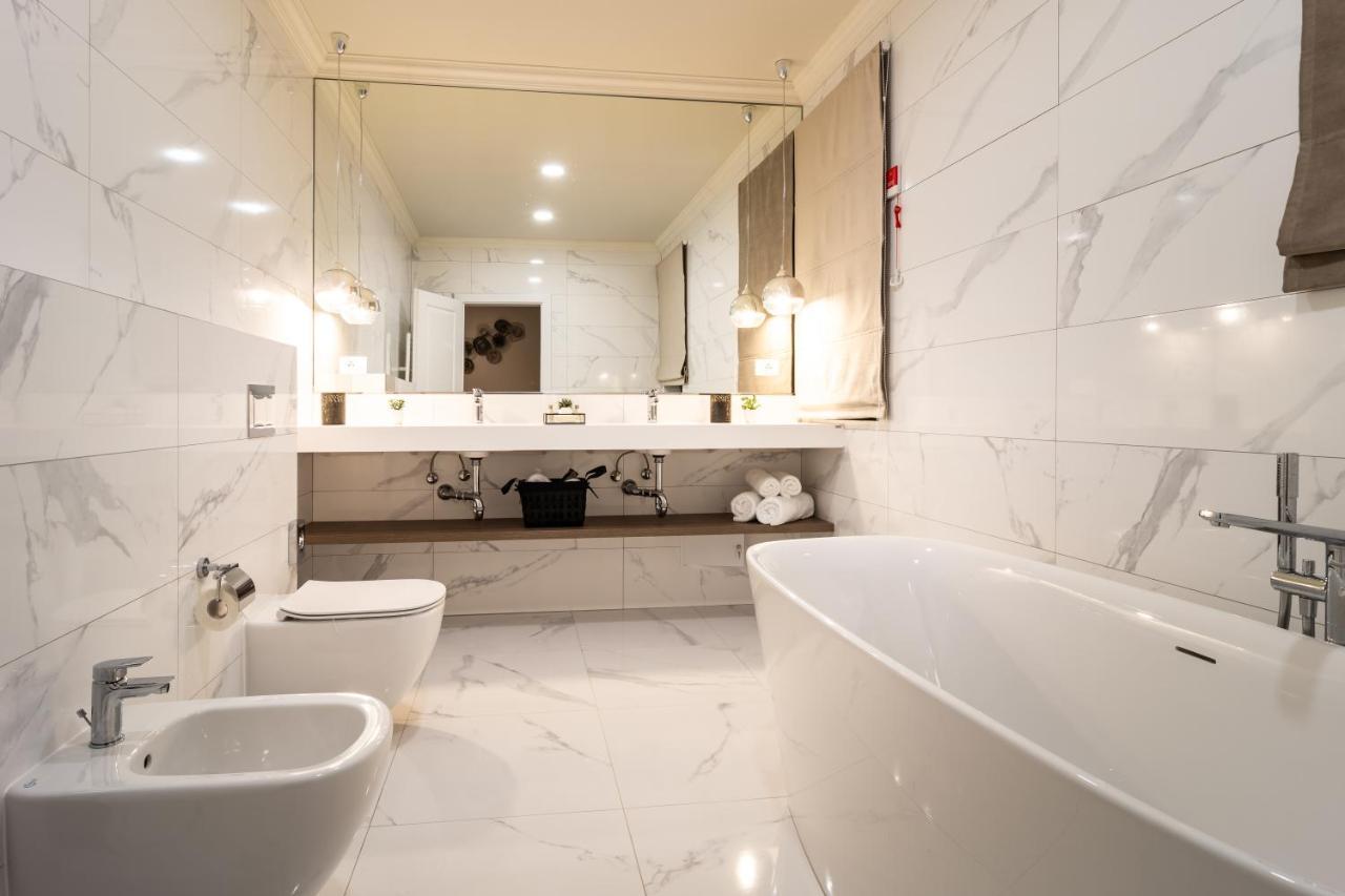 Aparthotel Nox Kolozsvár Kültér fotó